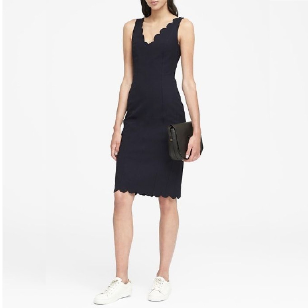 NWT Banana Republic Navy Blue Scallop Bi-Stretch Fitted Sheath Dress 0p